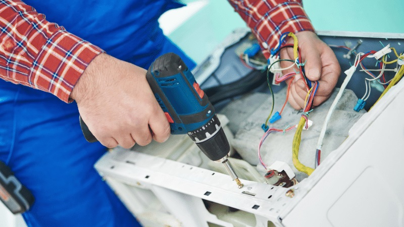 Ankara Bosch Bosch çamaşır makinesi kart tamiri – Su almama arızası orijinal parça ile giderildi. - Teknik servis örneği